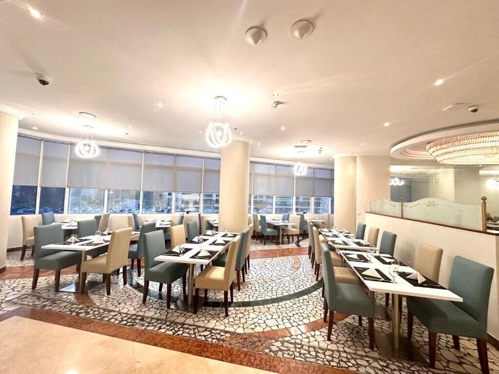 Фотография Grand Continental Hotel 3*
