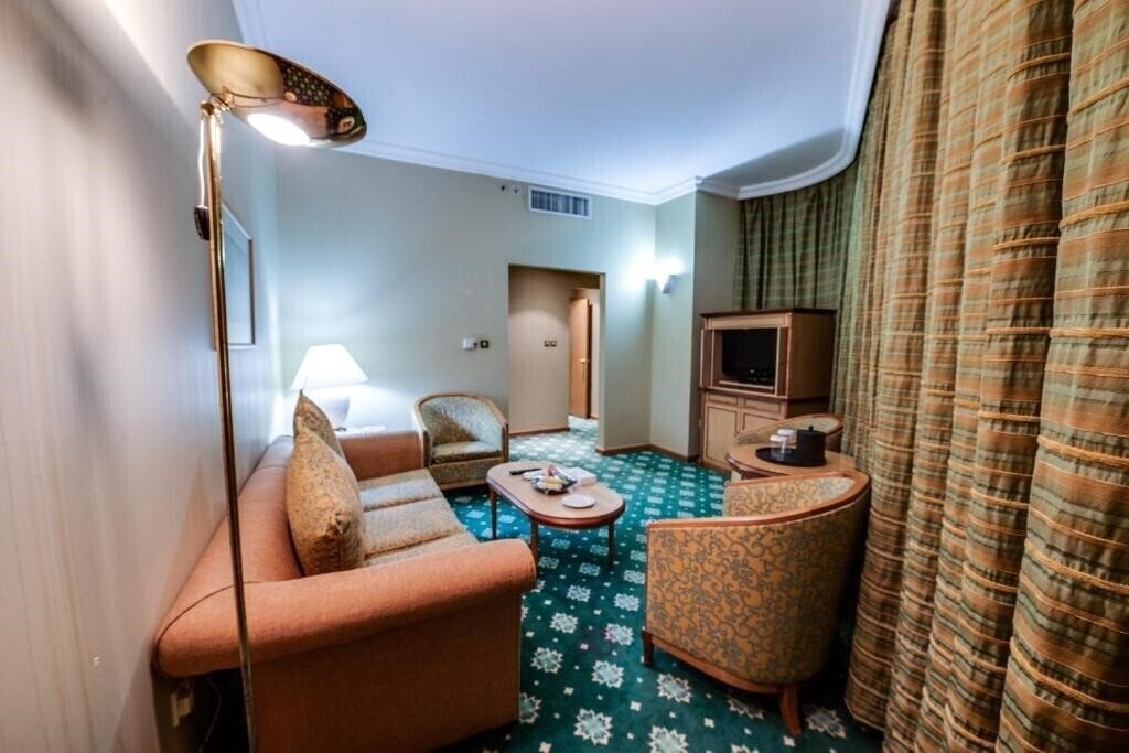 Изображение Grand Continental Hotel 3*