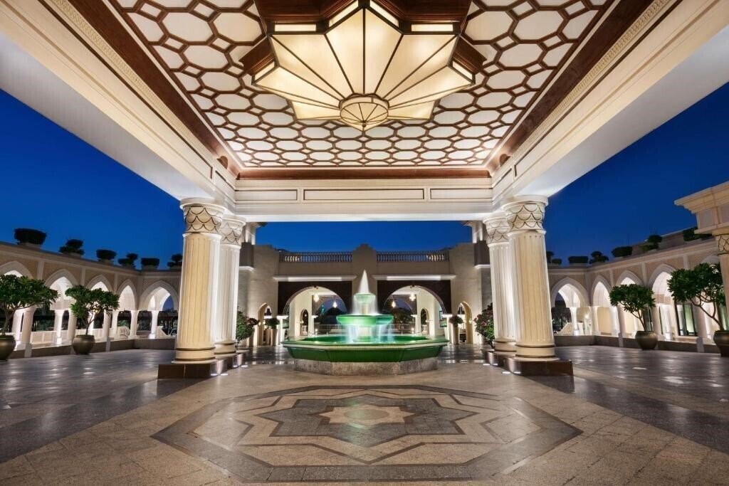 Картинка Shangri-La Hotel, Qaryat Al Beri 5*