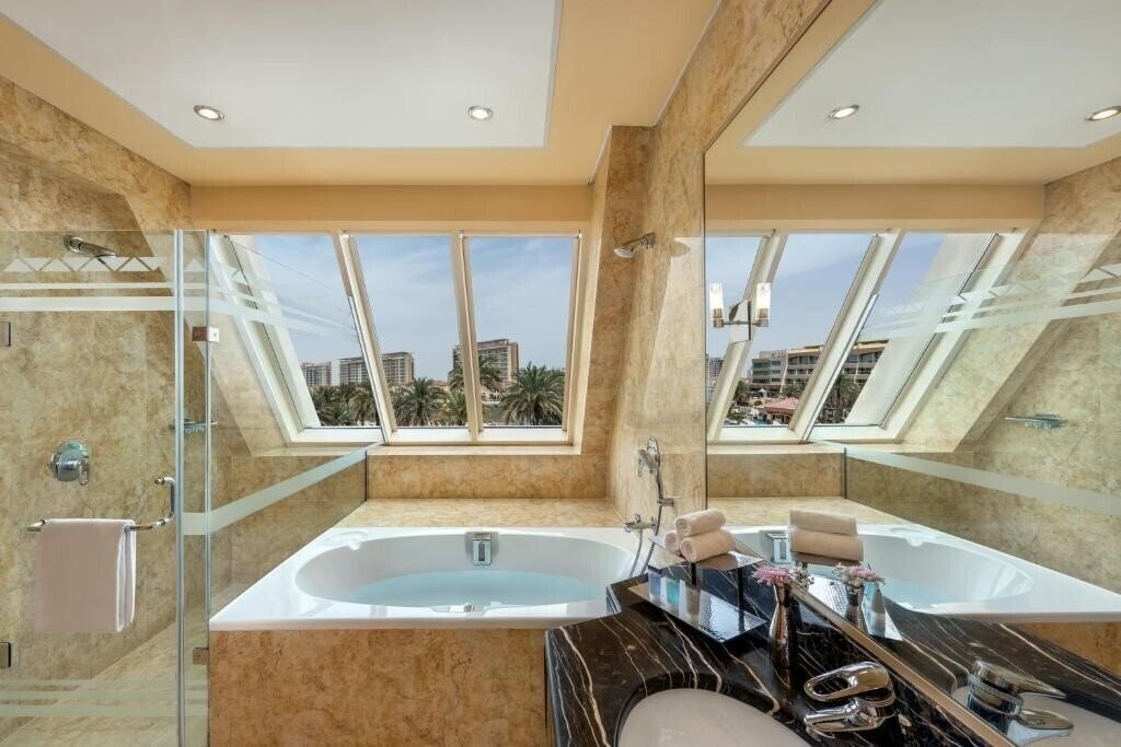 Фотографія Al Raha Beach Resort & SPA 5*