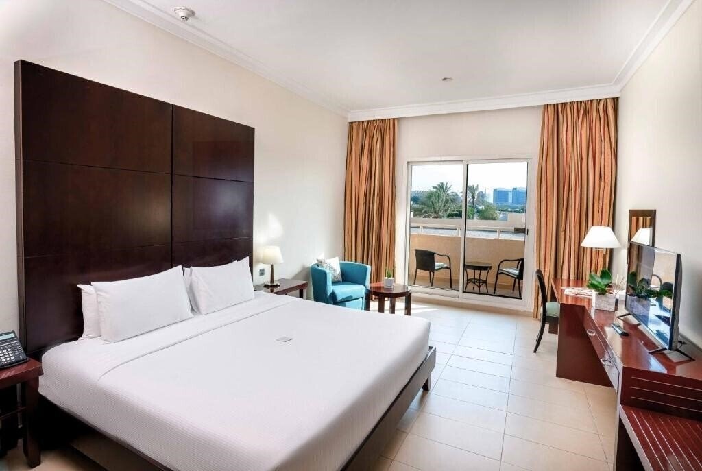 Фото Mafraq Hotel Abu Dhabi 4*