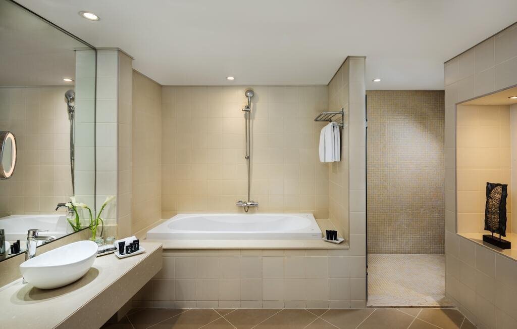 Зображення Mafraq Hotel Abu Dhabi 4*