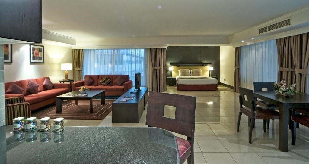 Картинка City Seasons Hotel - Al Ain 4*