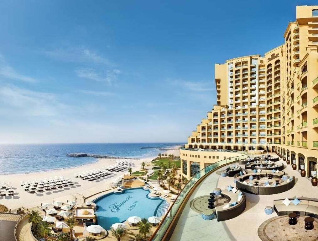 Готель Fairmont Ajman 5*