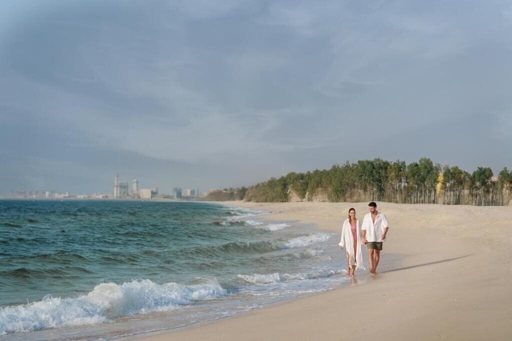 Фотографія Al Zorah Beach Resort 5*