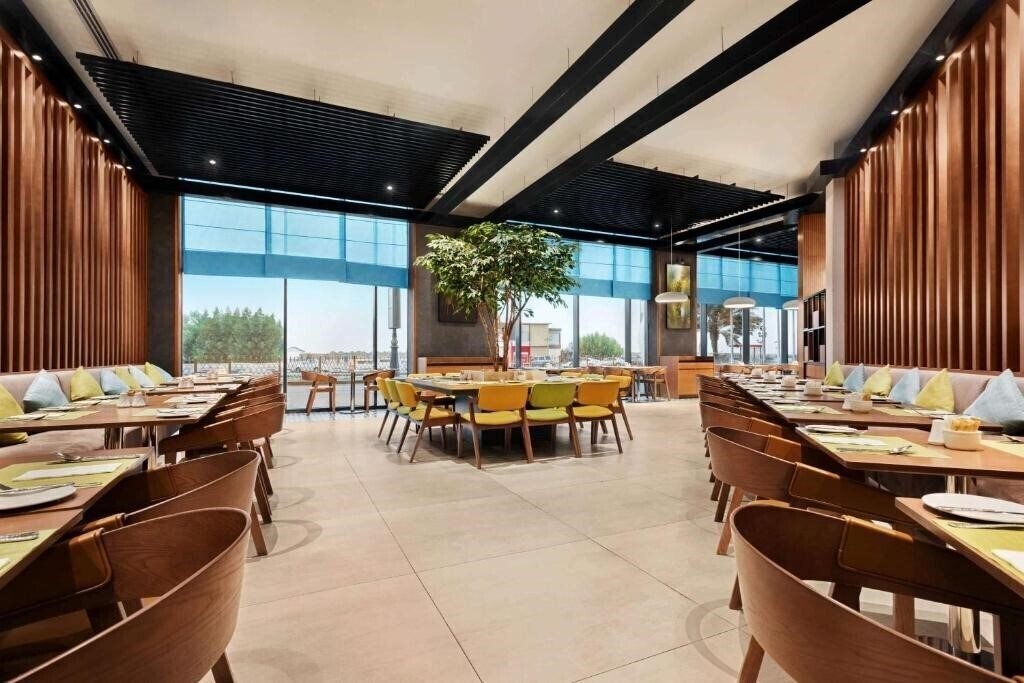 Зображення Wyndham Garden Ajman Corniche 4*