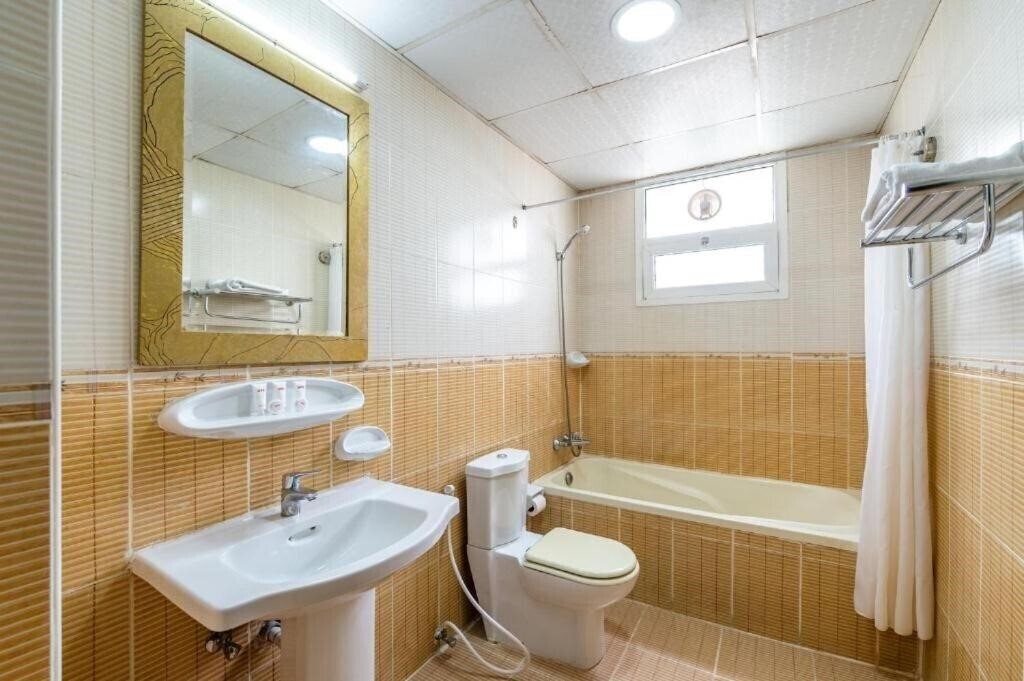 Готель Mermaid Beach Llc 2*