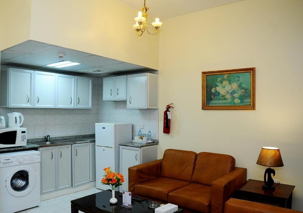 Фото Royal Palace Hotel Apartments 1*