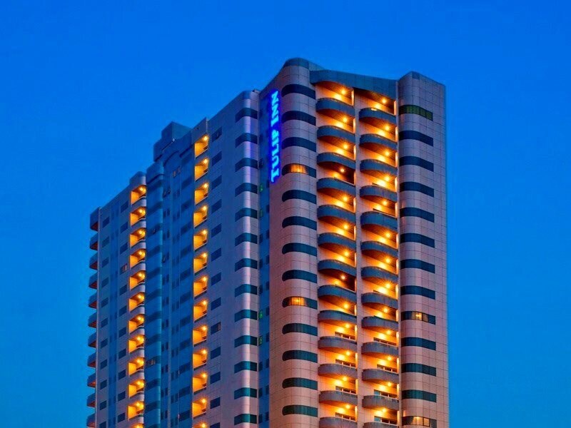 Отель Tulip Inn Royal Suites Ajman Apartments 3*