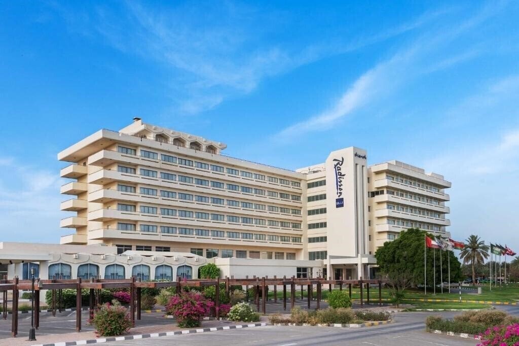 Готель Hilton Al Ain 4*