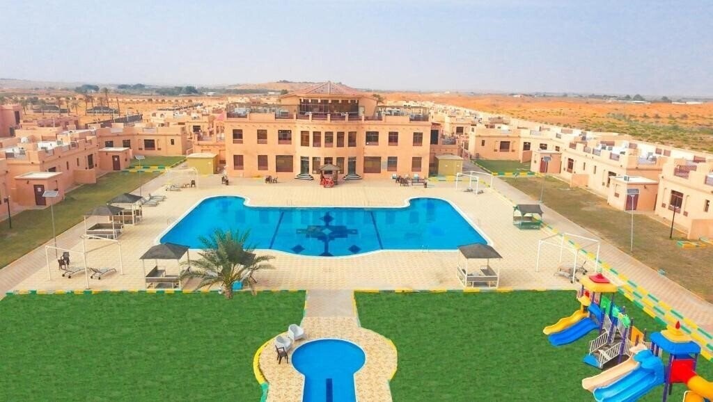 Готель Al Bada Resort - Al Ain 3*