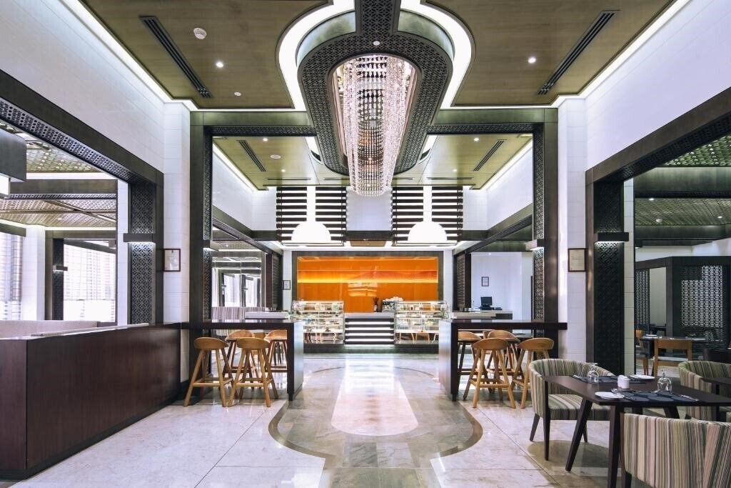 Картинка Ayla Bawadi & Mall 4*