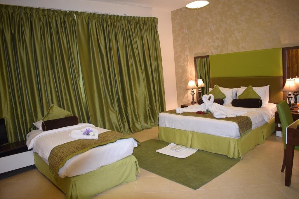 Зображення Al Waleed Holiday Homes - Al Barsha (ex. Al Waleed Palace Hotel Apartments ) 4*