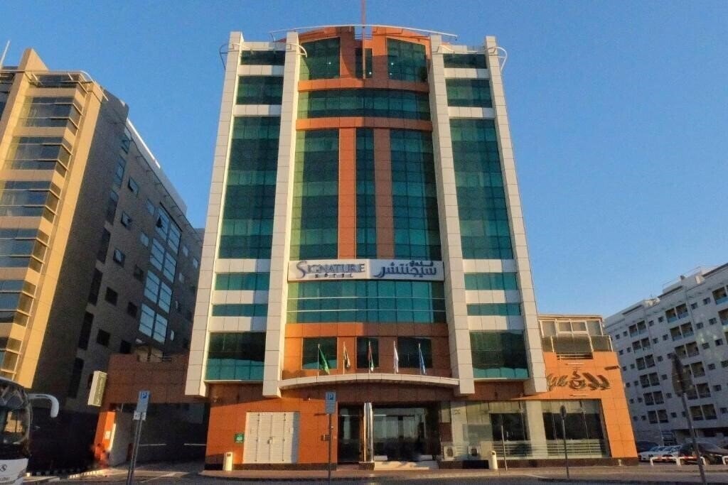 Картинка Signature Hotel Al Barsha 4*