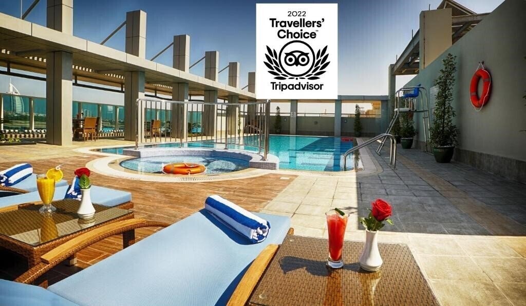 Готель Rose Park Hotel Al Barsha 4*