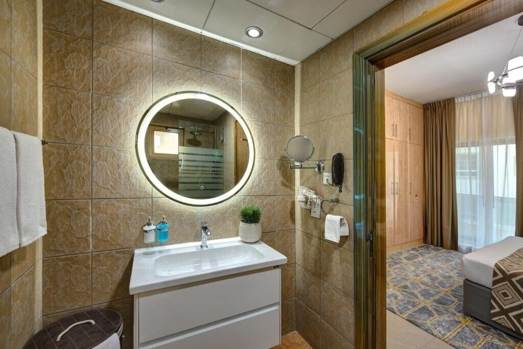 Фотография The View Al Barsha Hotel Apartments (ex. MiNC) 3*