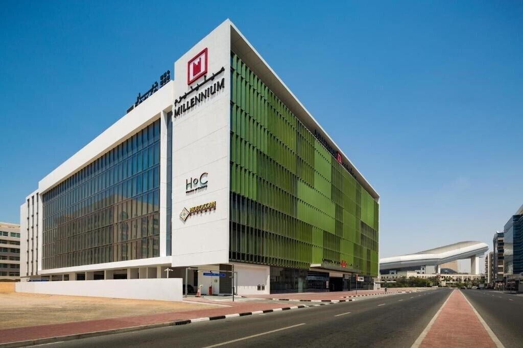 Отель Millennium Al Barsha 4*