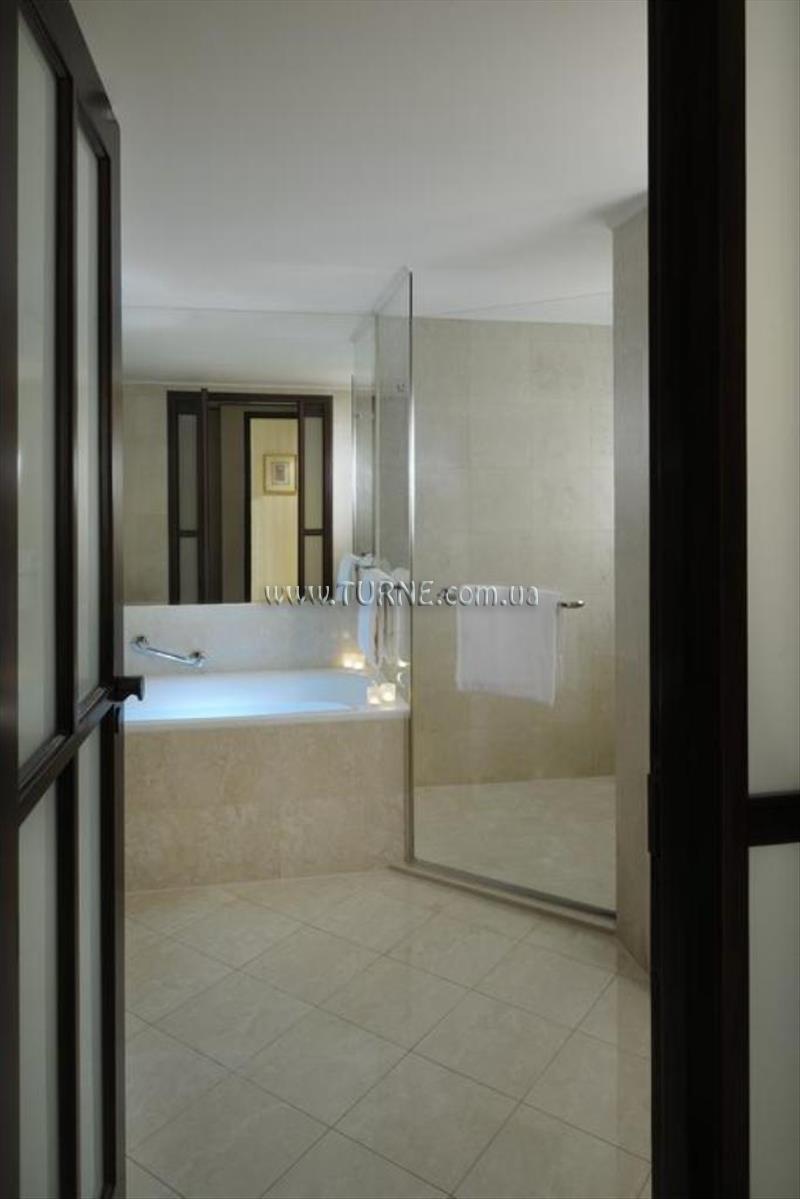 Фотографія Jw Marriott Hotel Deira 4*