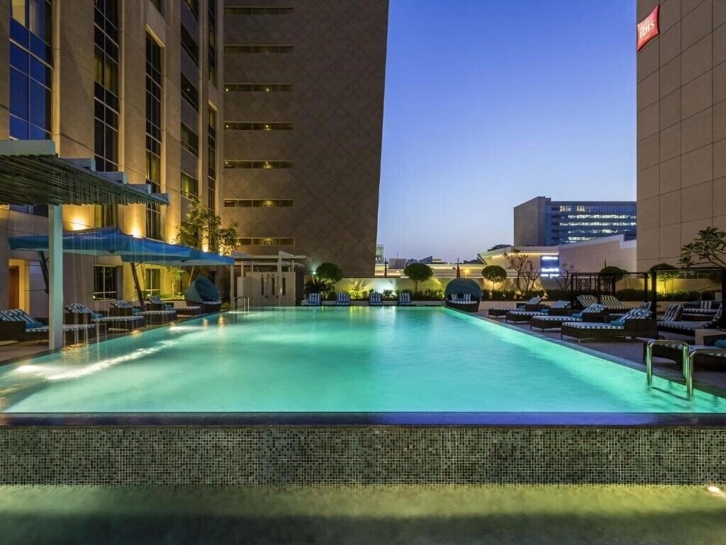 Фотографія Novotel Deira Creekside (ex. Suha City Hotel) 4*