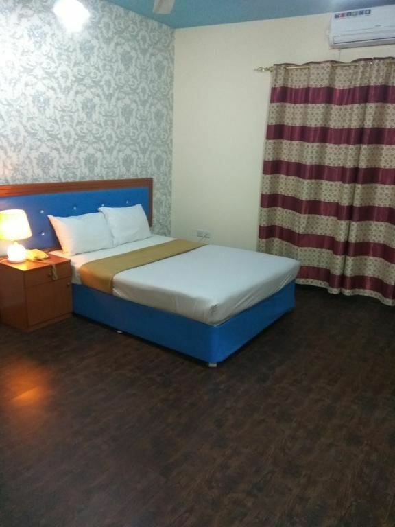 Фотографія New Avon 1*