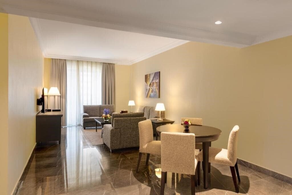 Картинка Dream City Hotel Apartment 4*