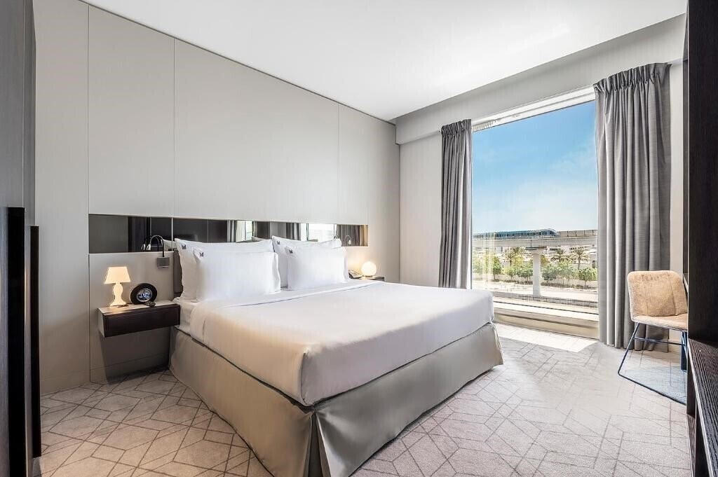 Фото Studio M Arabian Plaza 3*