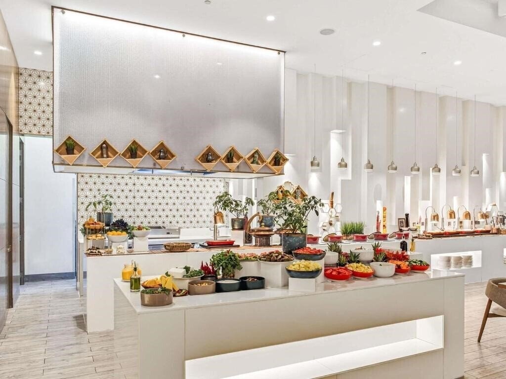 Фото Grand Mercure Dubai City 4*