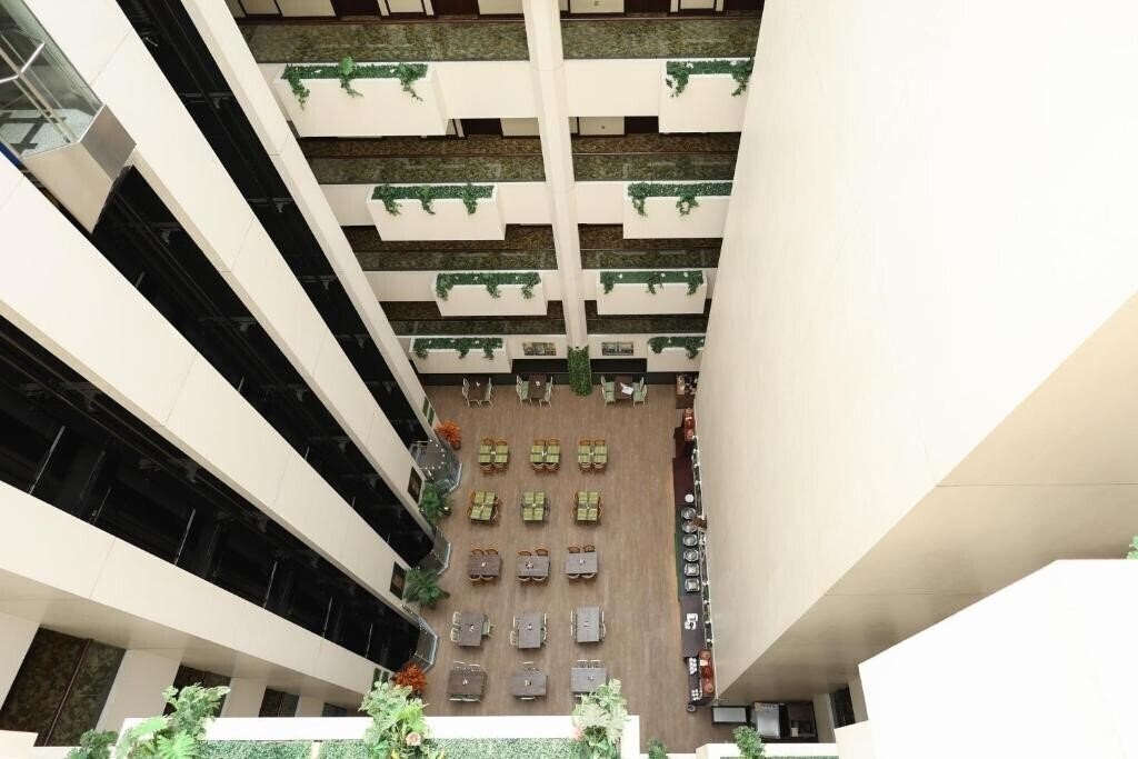 Фото Aavri Hotel 4*