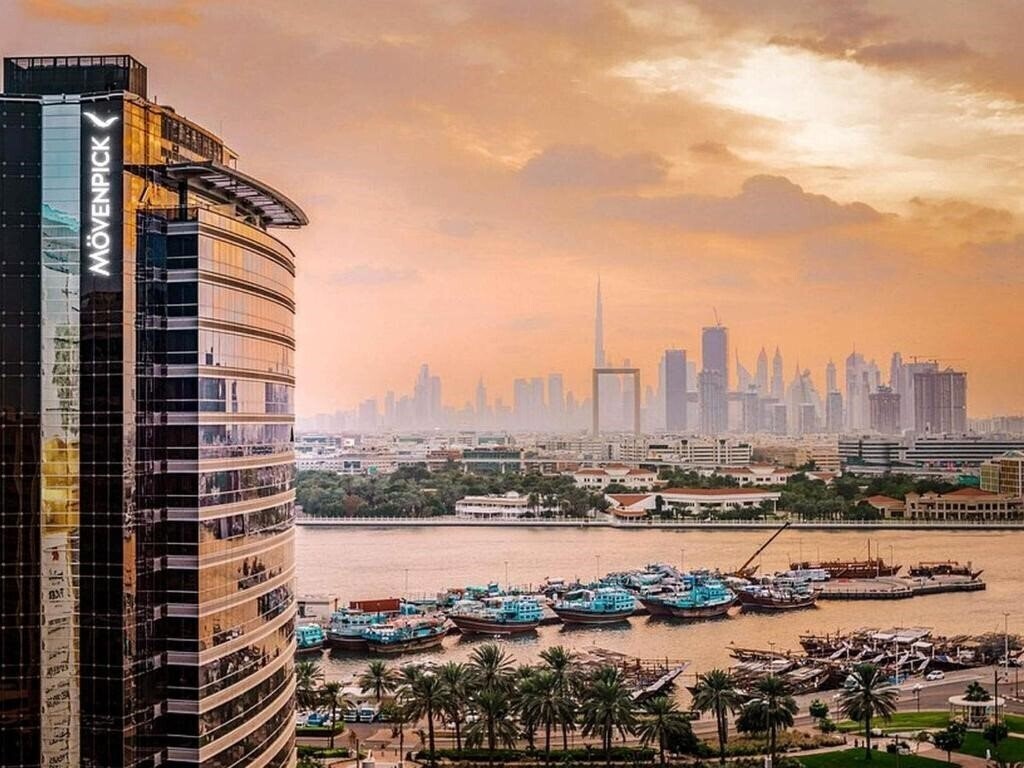 Отель Movenpick Dubai Creek 5*