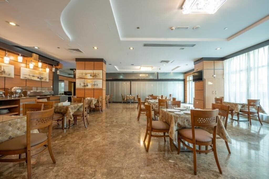 Фотография Pearl Swiss Hotel 4*