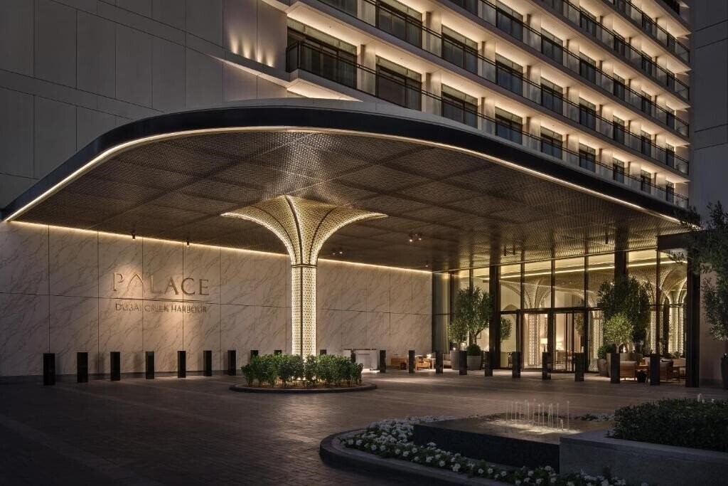 Отель Palace Dubai Creek Harbour 5*