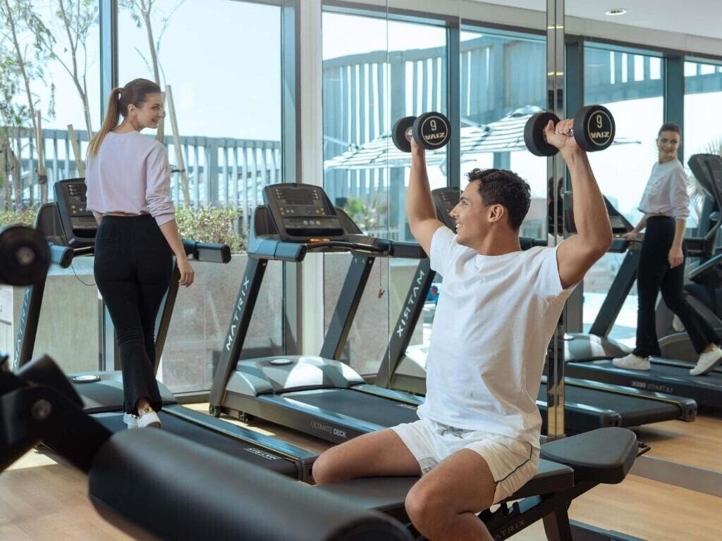 Изображение Mercure Hotel Dubai Deira 3*