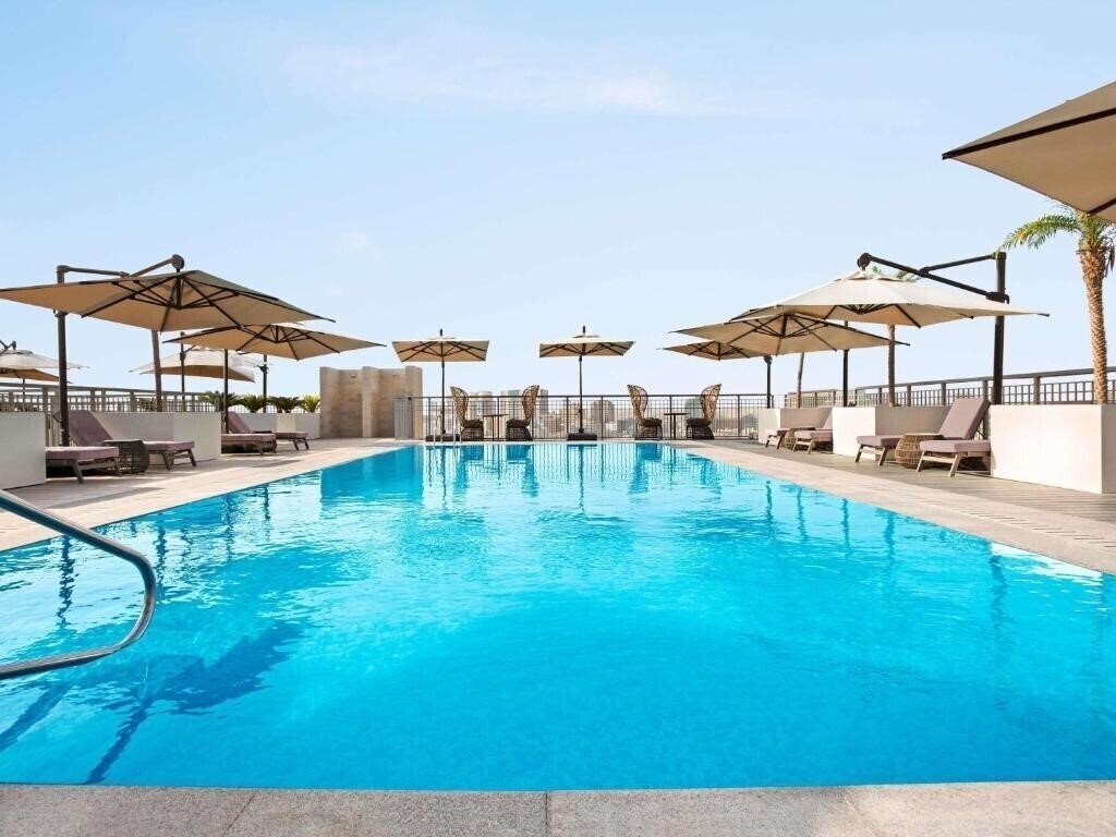 Зображення Novotel Dubai Gold District 4*