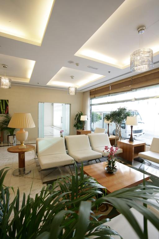Фотографія Auris Hotel Apartments Deira 3*