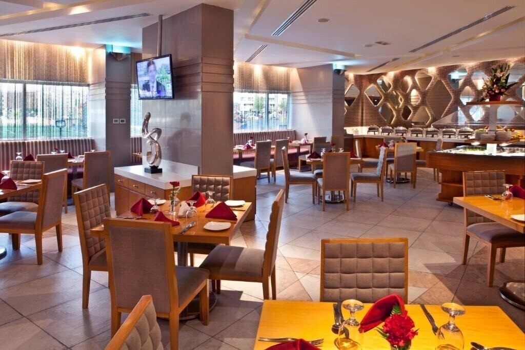 Зображення Landmark Grand Hotel 4*
