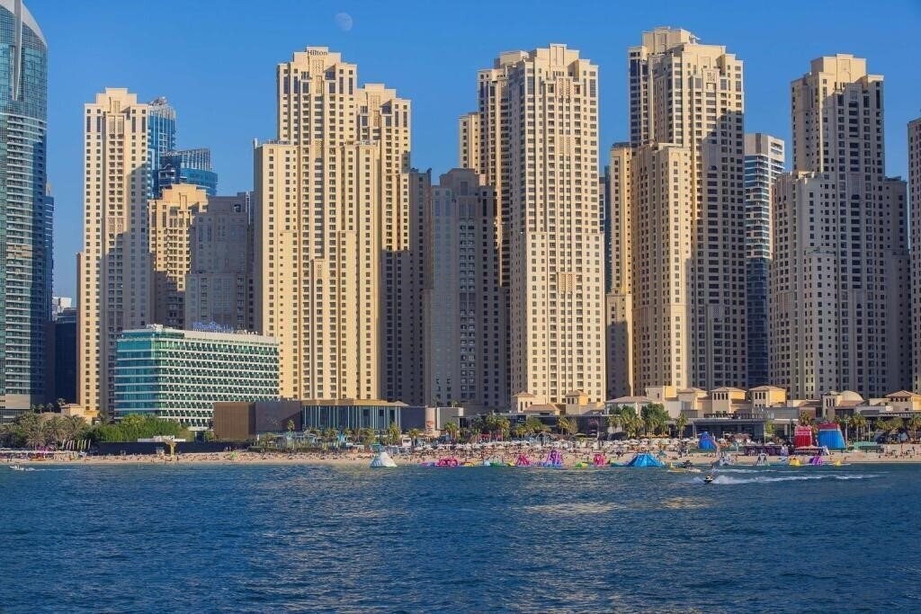 Готель Hilton Dubai The Walk 4*