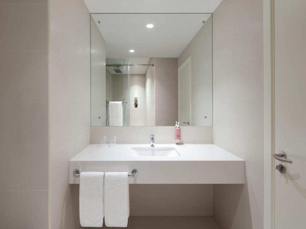 Фото Rove Dubai Marina 3*