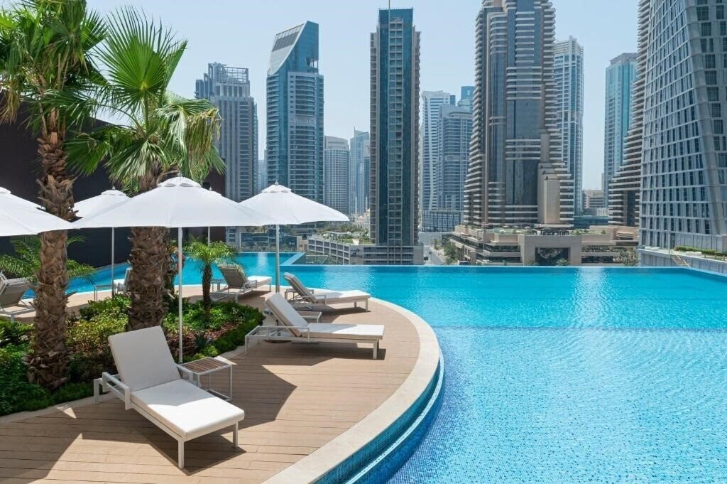 Отель Jumeirah Living Marina Gate 5*