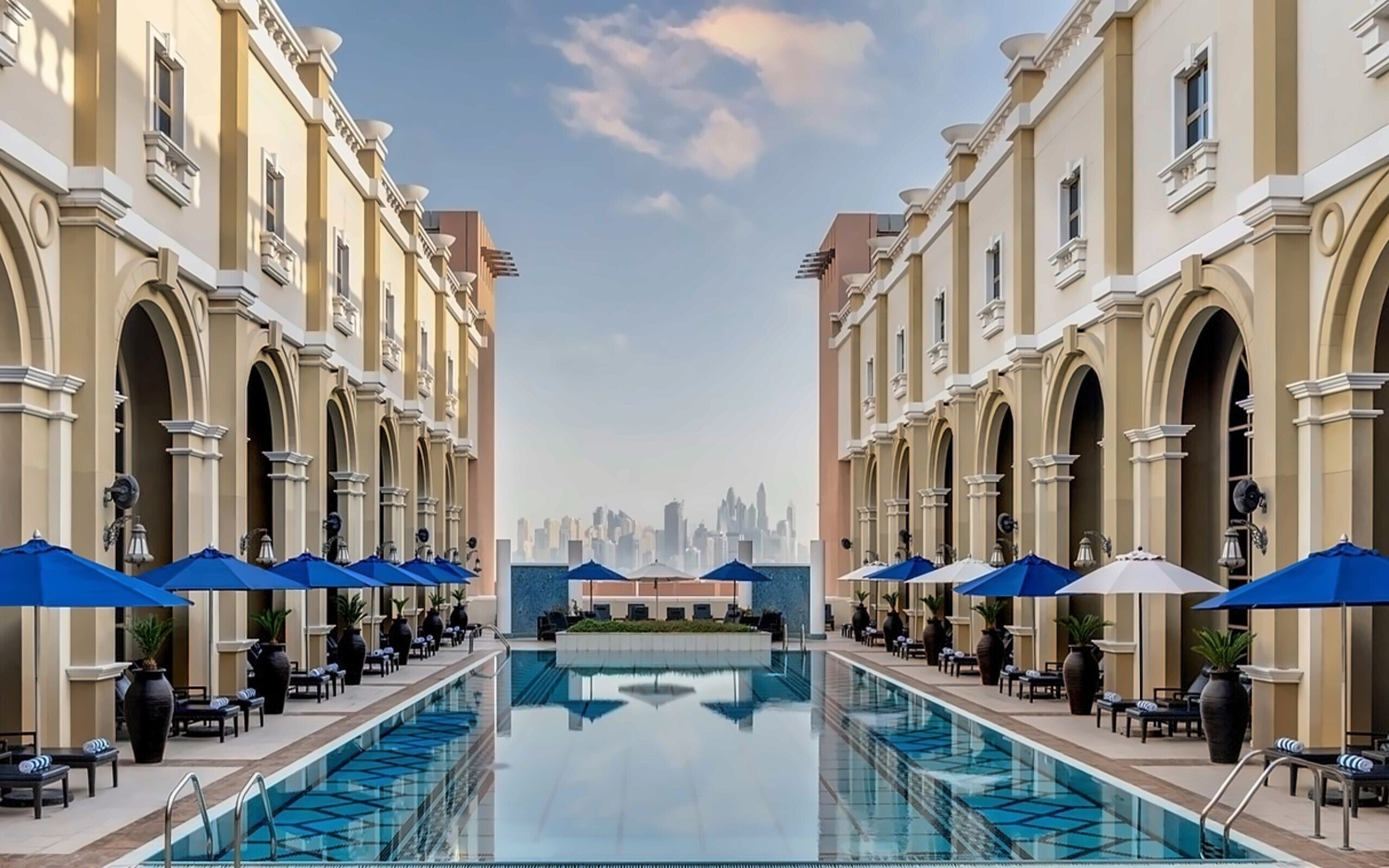Фото Oaks Ibn Battuta Gate Dubai 5*