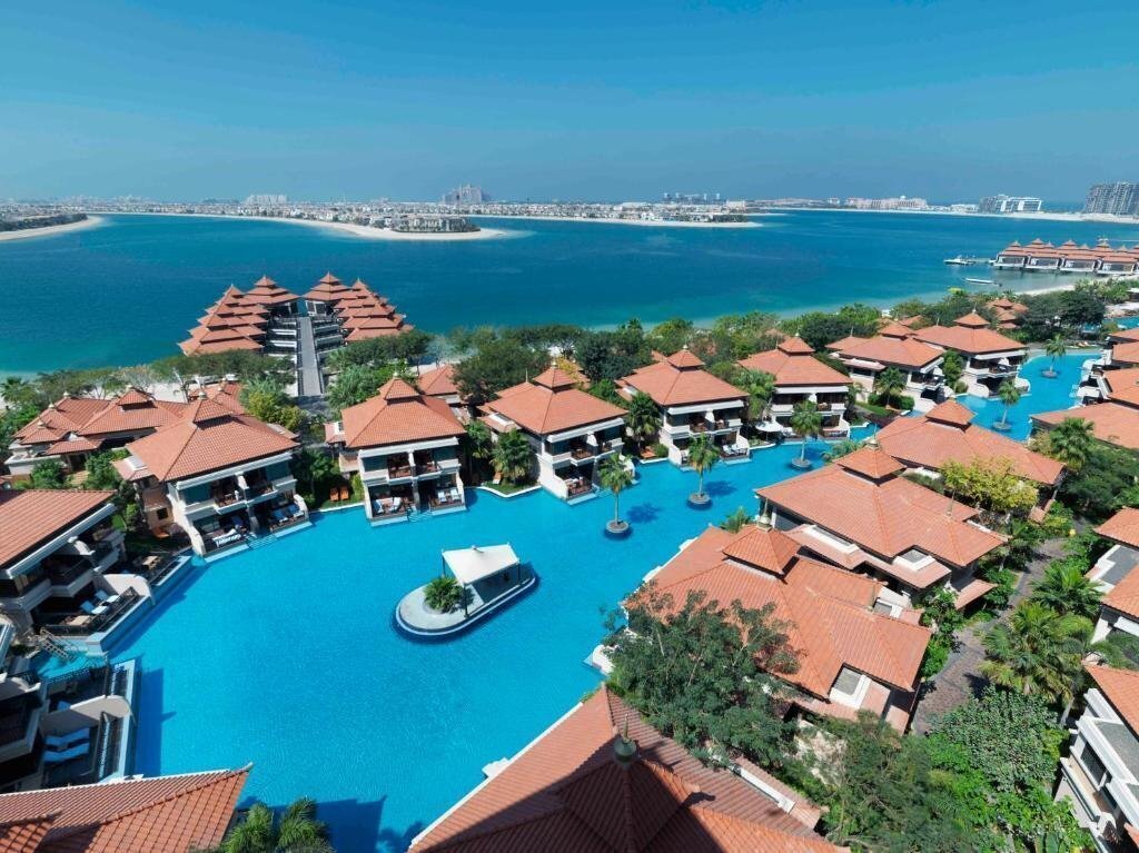 Готель Anantara The Palm 5*