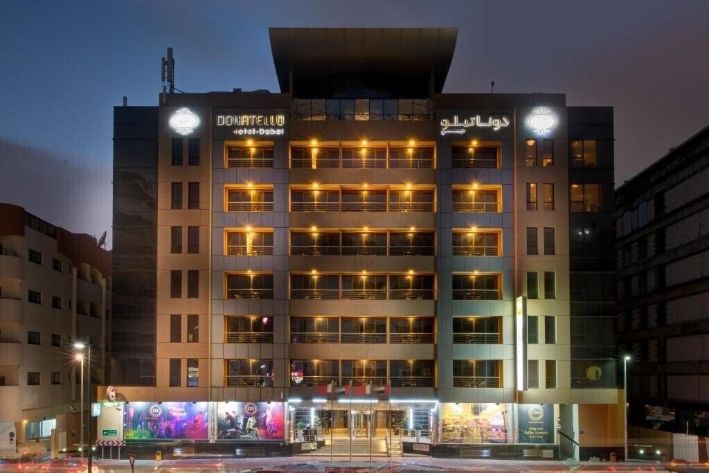 Отель Donatello Hotel 4*