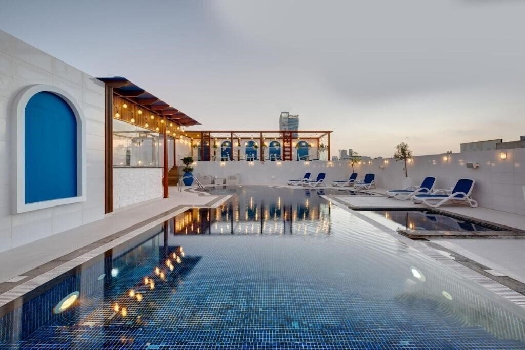 Готель Donatello Hotel 4*