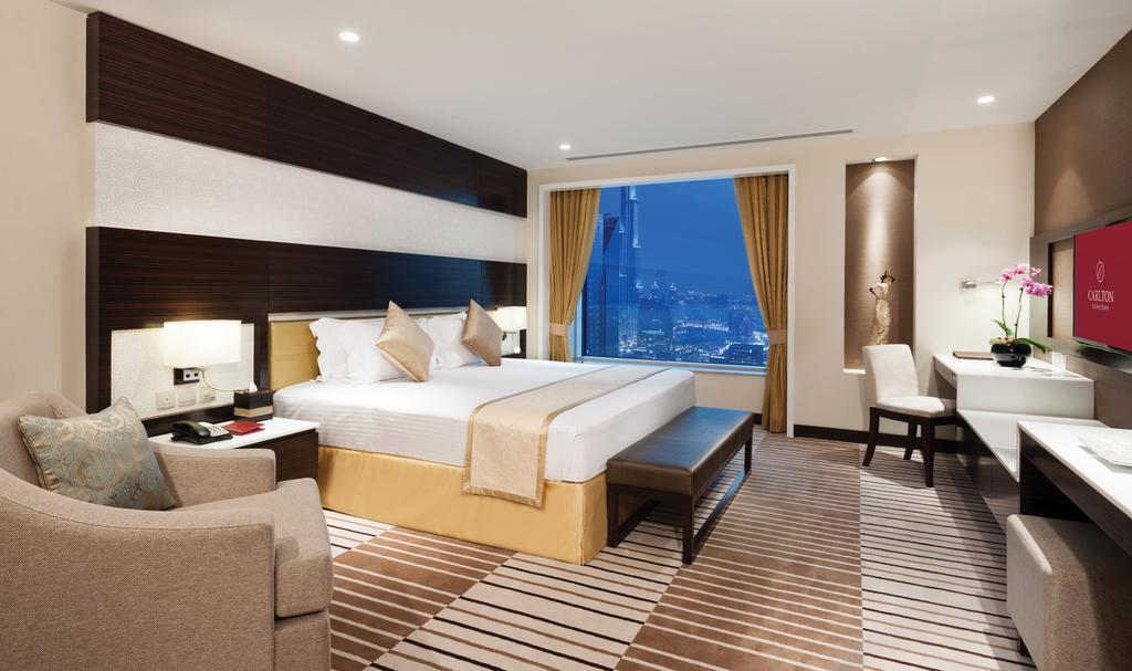 Отель Warwick Hotel 4*