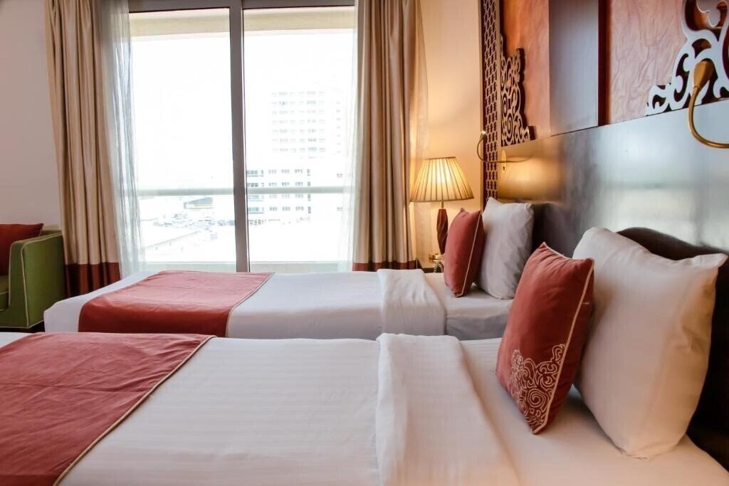 Фото Dubai Grand Hotel by Fortune (ex. Dubai Grand Hotel) 4*