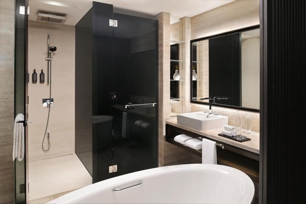 Зображення Sheraton Grand Hotel 5*