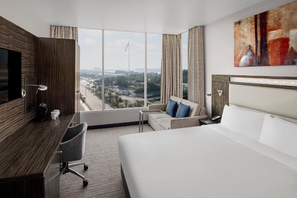 Фото Holiday Inn Express Dubai Jumeirah (ex. Holiday Inn Express Jumeirah ) 2*