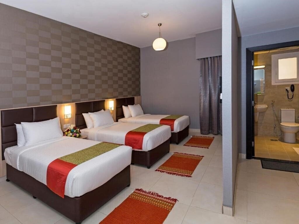 Готель Florida Square Hotel 2*