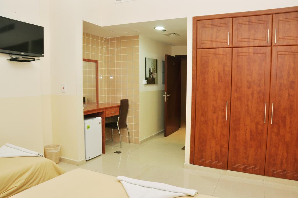 Отель Africana Hotel 1*