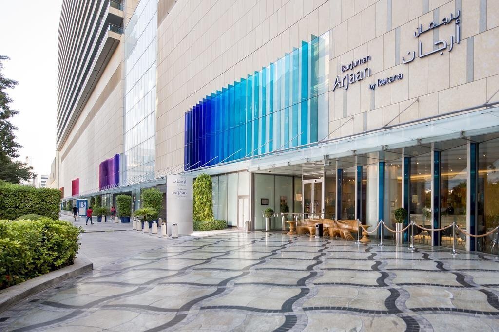 Готель Burjuman Arjaan by Rotana Apt (ex. Burjuman Rotana Suites Dubai, Burjuman Arjaan) 4*