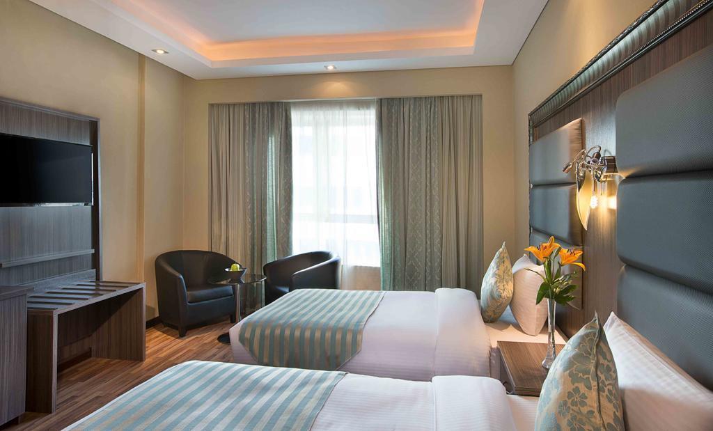 Фотографія Bluebay Black Stone Hotel 4*